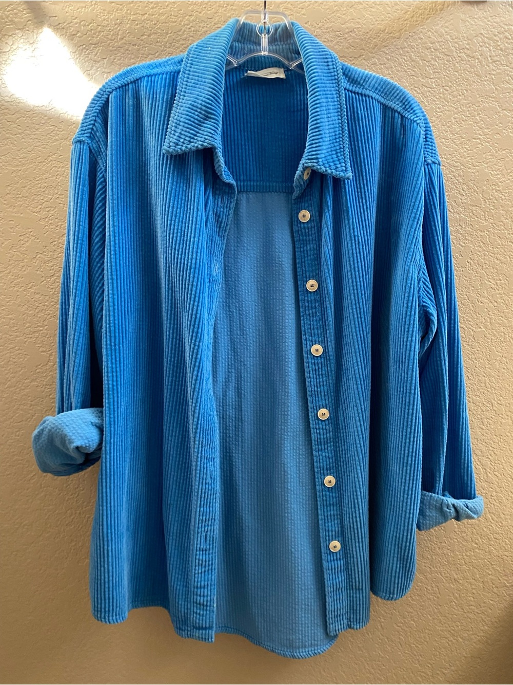 American Vintage women’s Corduroy Button-Down Shirt in Blue small